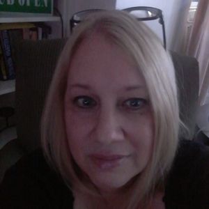 Meet your Posher, Bernadette